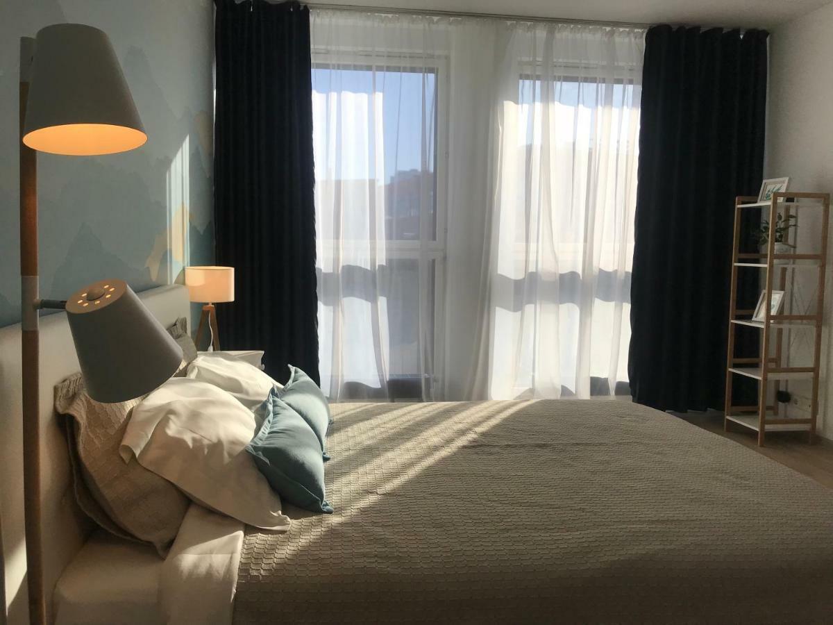 City Centre Studio In Design Quarter Close To Old Town & Harbor Appartamento Reval Esterno foto